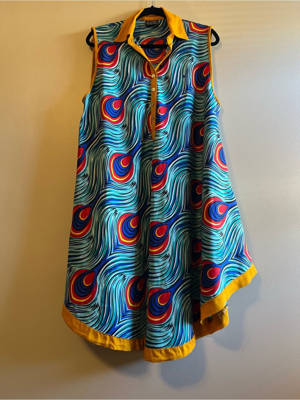 Jack by BB Dakota Multicolor Swirl Collared Top with Yellow Trim